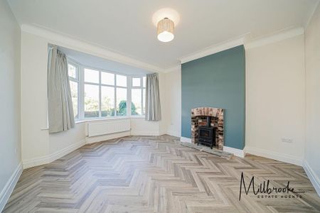 4 bedroom semi-detached house to rent - Photo 4