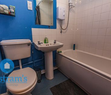 2 bed Apartment for Rent - Photo 5