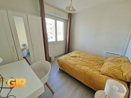 Location Appartement 1 pièce 111m² RENNES 35000 - Photo 4