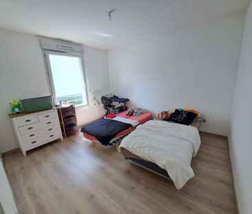 Location Appartement 3 pièces 65m² BONNEVILLE 74130 - Photo 4