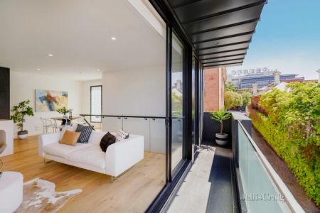 2 Bed, 2 Bath - Photo 4