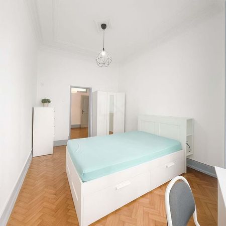 Santa Maria Maior, Lisbon - Photo 4