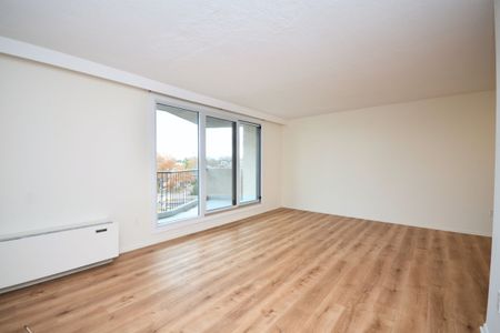 For Lease - 1025 Richmond Road Unit# 607, Woodroffe, Ontario - Photo 5