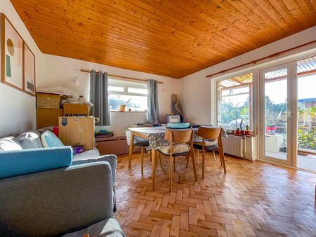 3 bedroom detached house to rent - Photo 4