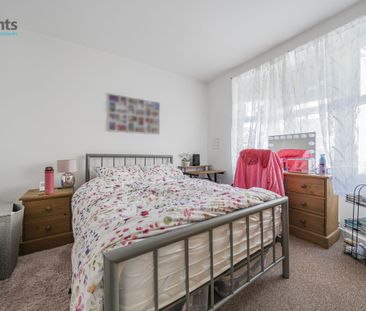 4 bedroom terraced house to rent - Photo 2