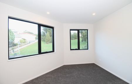 7A Spears Place, Botany Downs, Auckland - Photo 3