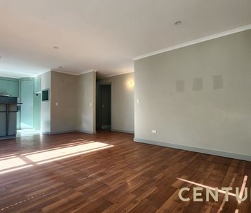 Comfort & Convenience in the Heart of Dandenong - Photo 2