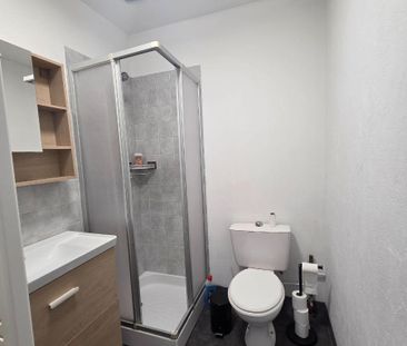 VILLAINES-LA-JUHEL (53), studio meublé, en copropriété, situé au 2è... - Photo 5