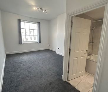 3 Bed Maisonette, Norfolk Square, BN1 - Photo 1