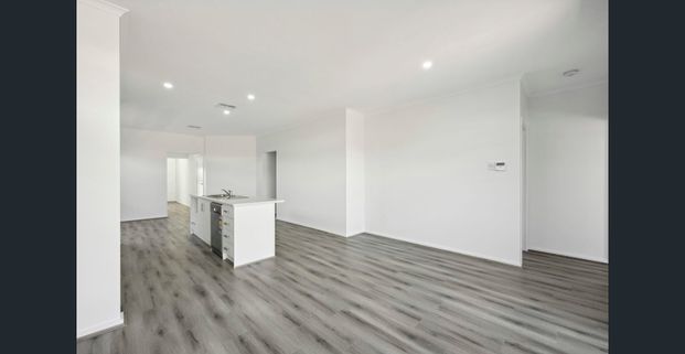 AVAILABLE 9TH JANUARY 2026 - Photo 1