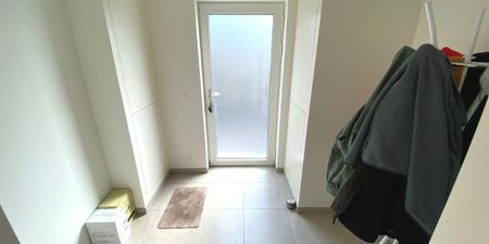 Appartement te huur in Harelbeke voor € 950 met 2 slaapkamers - Foto 2