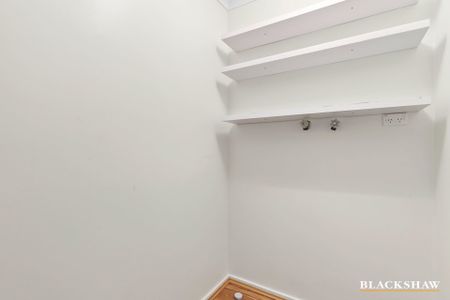 13/5 Lane-Poole Place, Yarralumla ACT 2600 - House For Rent | Domain - Photo 3