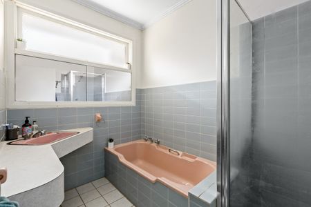 2/36 Bertram Street, Elsternwick VIC 3185 - Villa For Rent | Domain - Photo 2