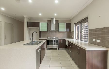 8 Puffer Court, Mount Louisa QLD 4814 - House For Rent | Domain - Photo 4