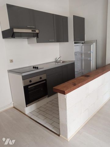 Loue Appartement à Nantes Centre T2 bis - 2ème étage (sans asc) - Photo 3