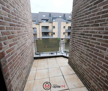 Tweeslaapkamer appartement in het centrum - Photo 1
