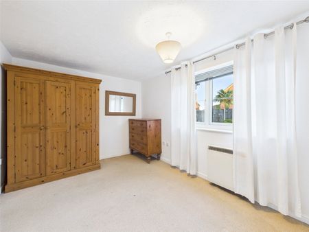 Hallen Close, Emersons Green, Bristol, BS16 - Photo 3