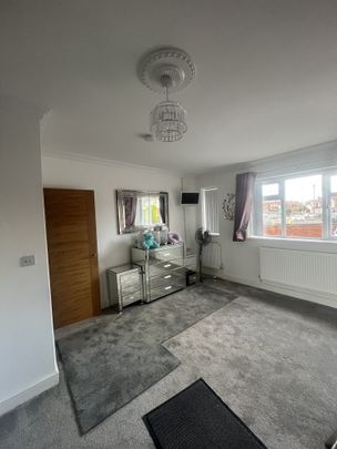 SheafLane, BIRMINGHAM - Photo 1