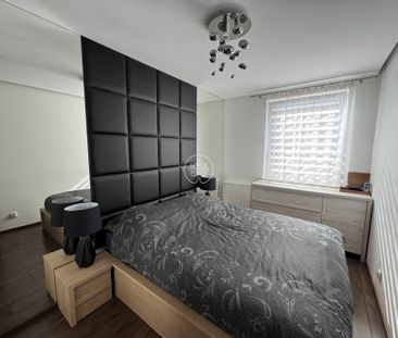 Trzypokojowe mieszkanie w centrum Bydgoszczy - Zdjęcie 1