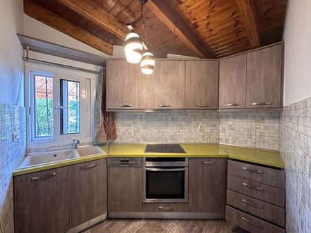 Studio/Γκαρσονιέρα για ενοικίαση Στενό (Σαλαμίνα) - Photo 4