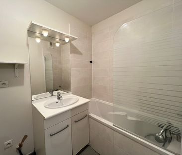 Location Appartement 3 pièces 66m² ST JEAN DE LA RUELLE 45140 - Photo 4