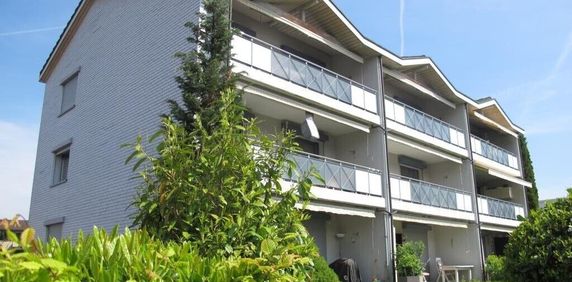 LIVING COMFORTABLY IN BÜLACH - Photo 2