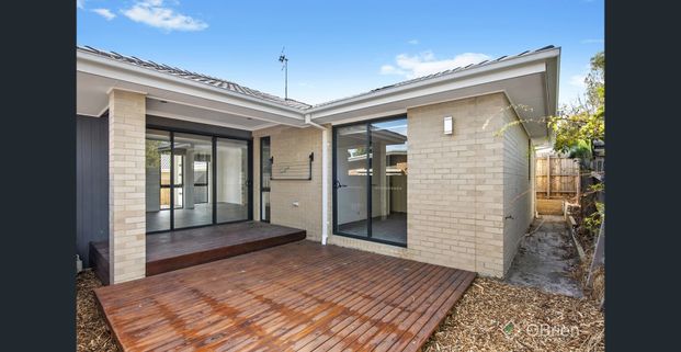 Modern spacious design - Photo 1