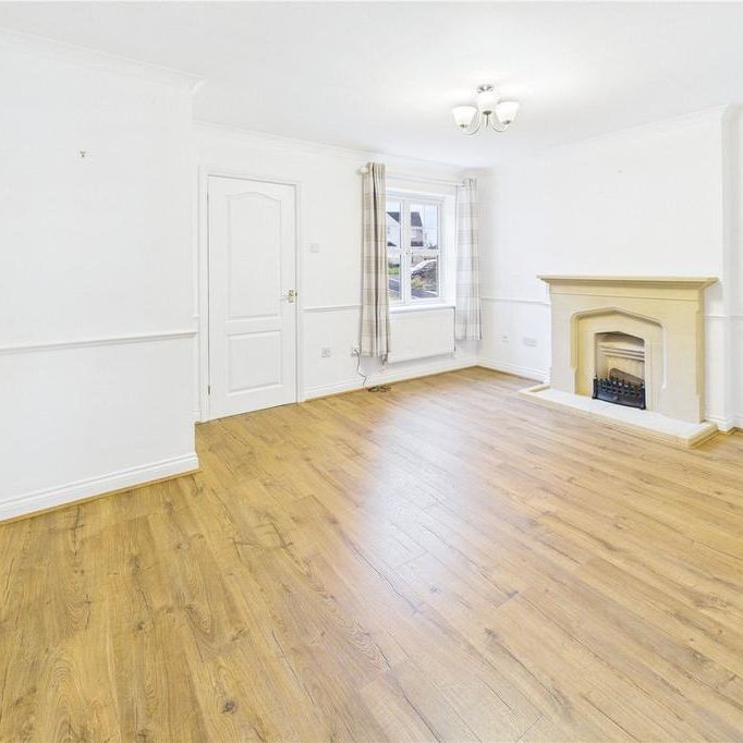 3 bedroom semi-detached house to rent - Photo 1