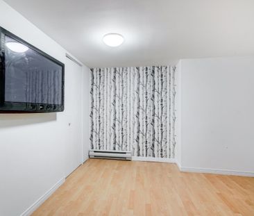 Maison à étages à louer - Deux-Montagnes (Nord) - Photo 1
