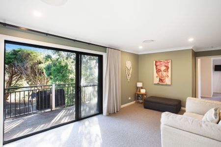 Luxury Living in Sought-After Kiama Heights - Photo 4