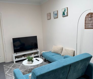 Beaconsfield - Photo 1