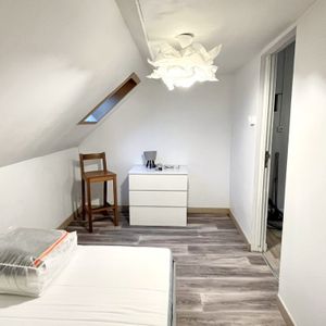 Location Appartement 1 pièce 23m² ROUBAIX 59100 - Photo 2