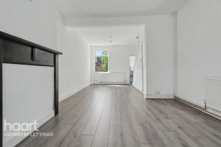 3 bedroom terraced house to rent - Photo 2