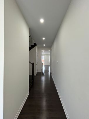 For Lease - 1455 Sycamore Garden, Milton, Ontario - Photo 1