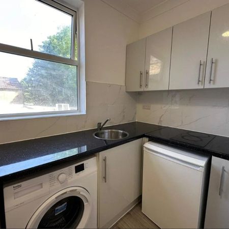 Studio Flat, Lordship Lane, SE22 - Photo 3