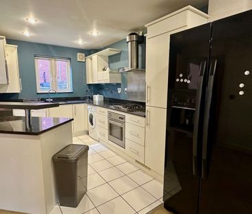 Steam Mill Street - Photo 4