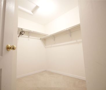 For Lease - 39 Aubergine Street, Richmond Hill, Ontario - Photo 4