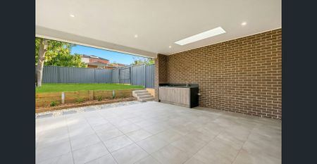 Modern Family Excellence in a Prime North Ryde Address - Photo 5