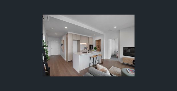 Spacious Two Bedroom Apartment - Photo 1