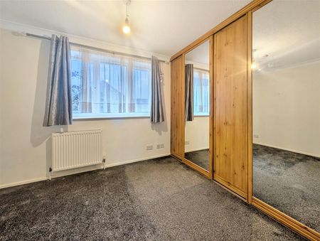 2 Charles Court, Colchester, CO7 9EW - Photo 4