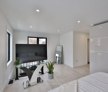 For Lease - 172 Royal York Road Unit# 2B, Toronto, Ontario - Photo 5