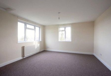 4 bedroom detached house to rent - Photo 5