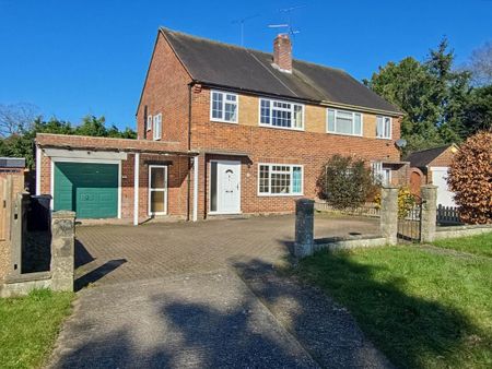 5 bedroom semi-detached house to rent - Photo 3