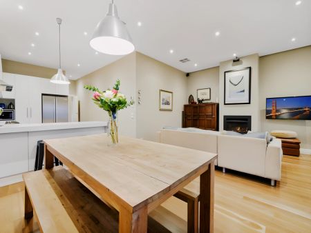 3 Bed, 2 Bath - Photo 3