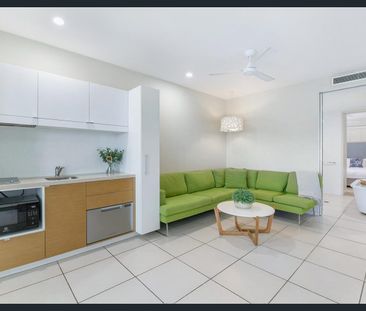 Stylish 1Bedroom Apartment in Prime Location - Photo 1