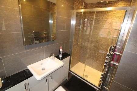 Oak Close, Swadlincote, Castle Gresley, DE11 - Photo 2