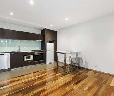 A brilliant 1 bed ground floor with a massive garden to enjoy! - Photo 5