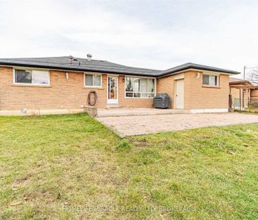 For Lease - 11 Durham Crescent, Brampton, Ontario - Photo 6