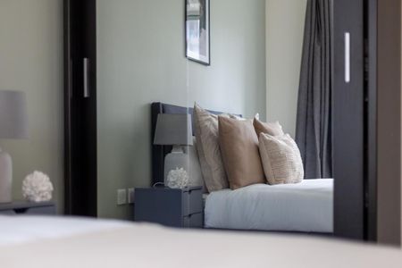 2 bedroom ground floor flat to rent - Photo 2