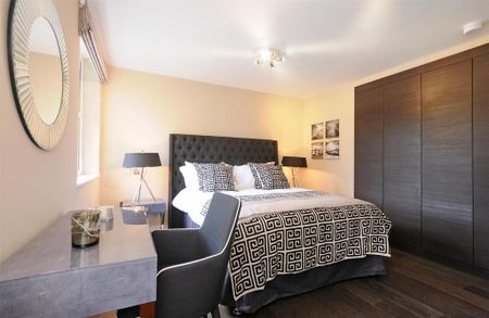 3 bedroom flat to rent - Photo 3